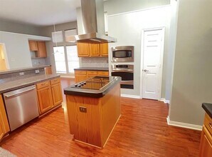4720 Lawrence Ln in Plano, TX - Building Photo - Building Photo