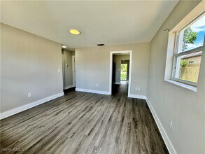 531 99th Ave N in Naples, FL - Building Photo - Building Photo