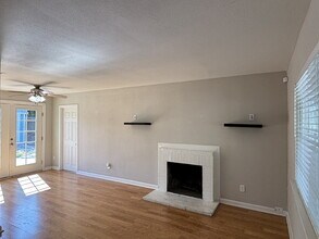2774 Broadmoor Ave in Concord, CA - Foto de edificio - Building Photo