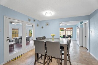 2317 Mill Pond Rd in Garland, TX - Foto de edificio - Building Photo
