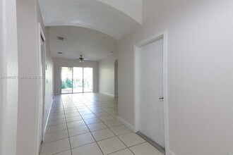 5321 SW 130th Terrace in Miramar, FL - Building Photo - Building Photo