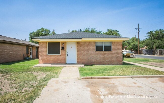 2302 40th St in Lubbock, TX - Building Photo - Building Photo