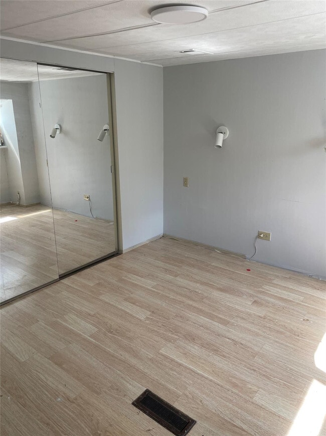 2875 SW 58th St in Fort Lauderdale, FL - Building Photo - Building Photo