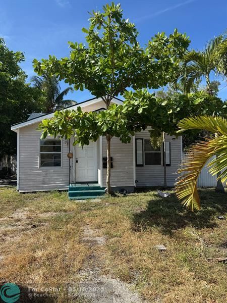 property at 2127 Cleveland St