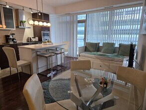 17 Charlotte St, Unit SI FL4-ID1347725P in Toronto, ON - Building Photo - Building Photo