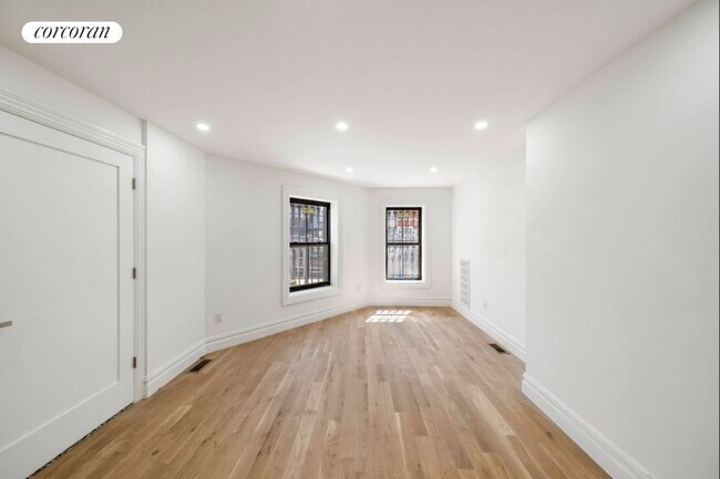 219 Covert St. in Brooklyn, NY - Building Photo - Building Photo