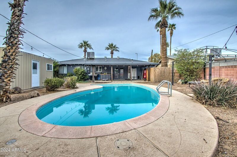 7813 E Cypress St in Scottsdale, AZ - Foto de edificio