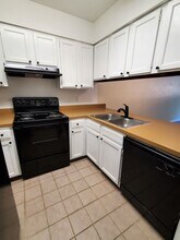 2207 SW 39 Dr in Gainesville, FL - Foto de edificio - Building Photo