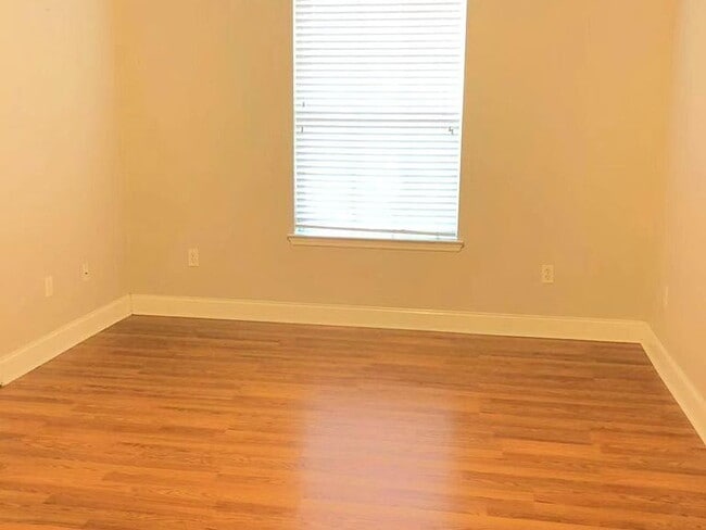 900 Dean Lee Dr in Zachary, LA - Building Photo - Building Photo