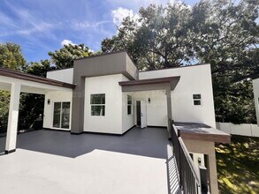 21 N Hampton Ave in Orlando, FL - Building Photo - Building Photo