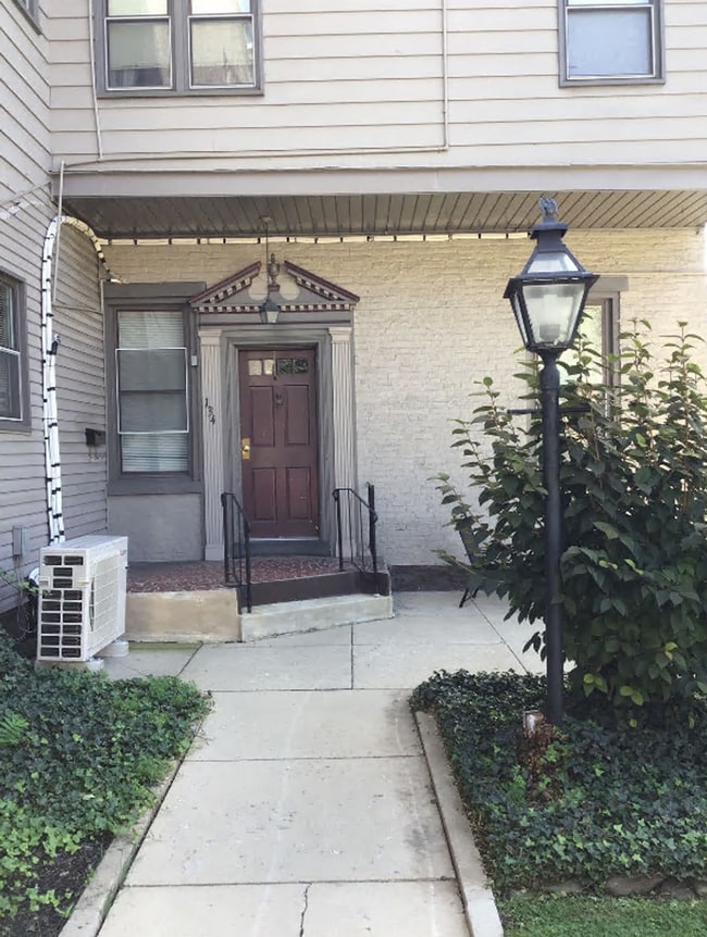 property at 134 E Queen St