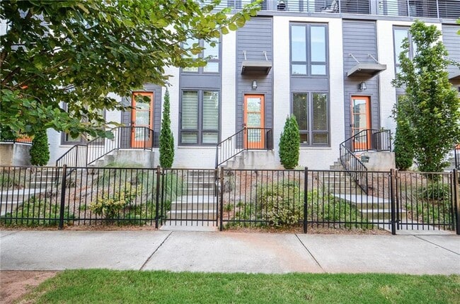 property at 459 Parkway Dr NE