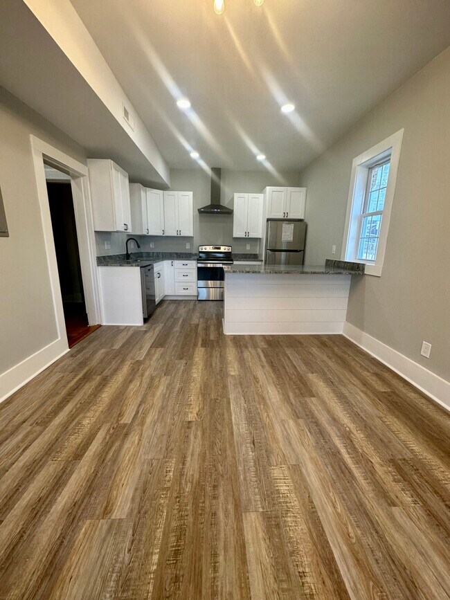 187 Neponset Ave, Unit 2 in Boston, MA - Building Photo - Building Photo