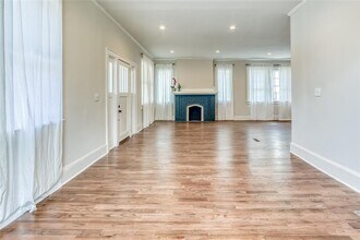 389 Linden Ave NE in Atlanta, GA - Foto de edificio - Building Photo