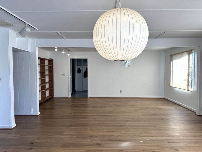 843 Kainoa Pl in Honolulu, HI - Building Photo - Building Photo