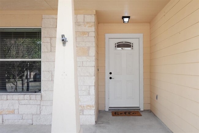 305 Goddard in Kyle, TX - Building Photo - Building Photo