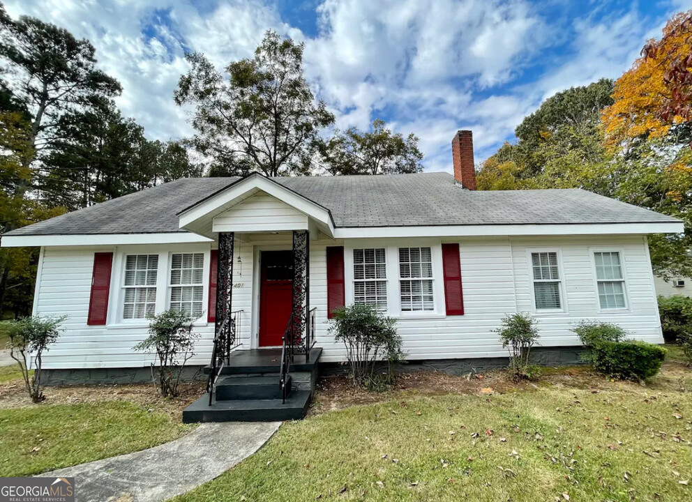 1401 Panola Rd in Stone Mountain, GA - Building Photo