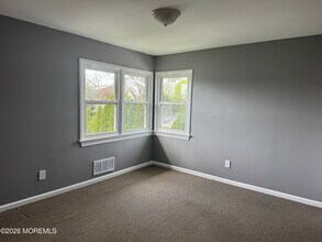416 Hooper Ave in Toms River, NJ - Building Photo - Building Photo
