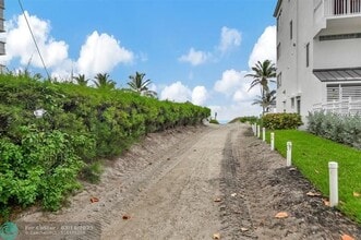 1938 NE 7th St in Deerfield Beach, FL - Building Photo - Building Photo