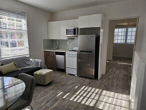 741 15th St in Miami Beach, FL - Building Photo - Building Photo