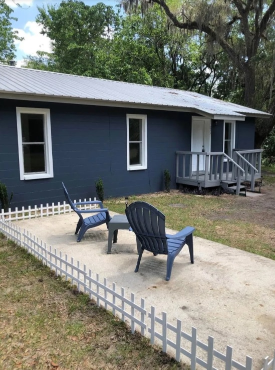 property at 257 NE 8th St