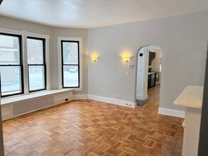 920 S Jackson St in Jackson, MI - Building Photo - Building Photo