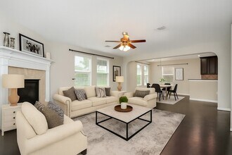 9970 Morgan Creek Ln, Unit 1003 in Brookshire, TX - Building Photo - Building Photo