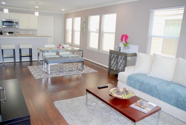 property at 1620 Saulnier St