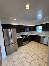 301 Kambach St in Pittsburgh, PA - Foto de edificio - Building Photo