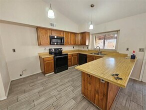 4208 Fryer St in The Colony, TX - Building Photo - Building Photo
