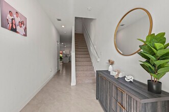 864 NW 3rd Terrace in Pompano Beach, FL - Building Photo - Building Photo