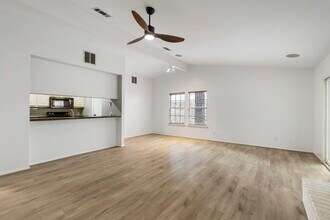 25 Dellforest Ct in Spring, TX - Building Photo - Building Photo