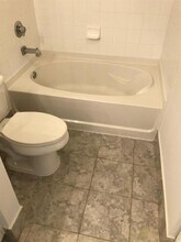 5980 W Sample Rd, Unit 102 in Coral Springs, FL - Building Photo - Building Photo