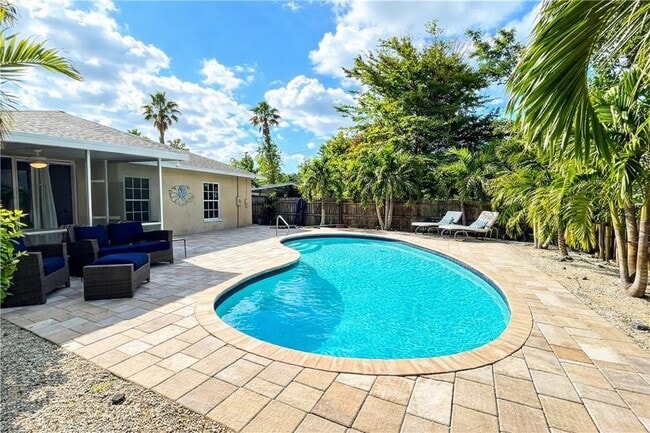 815 96th Ave N in Naples, FL - Building Photo - Building Photo