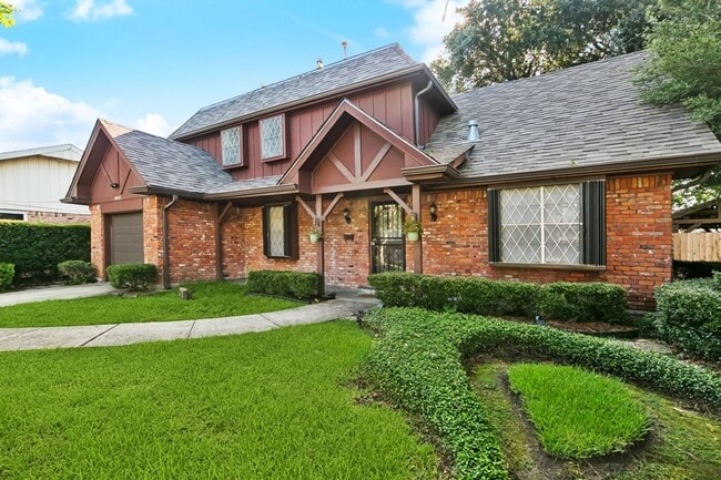 property at 4805 Burke Dr
