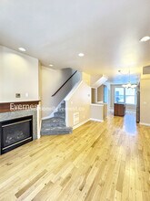 4428 44th Ave SW in Seattle, WA - Building Photo - Building Photo