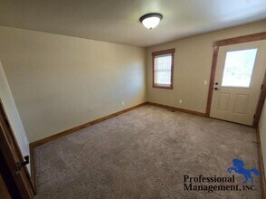 2035 Lake Hills Dr in Billings, MT - Building Photo - Building Photo