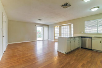 1230 N Fraser Dr in Mesa, AZ - Building Photo - Building Photo