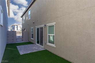 9099 Nostrand Ave in Las Vegas, NV - Building Photo - Building Photo