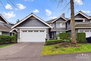 15715-15734 34 Ave in Surrey, BC - Building Photo