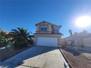 25 Newburg Ave in North Las Vegas, NV - Foto de edificio - Building Photo