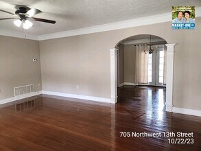 705 NW 13th St in Lawton, OK - Building Photo - Building Photo