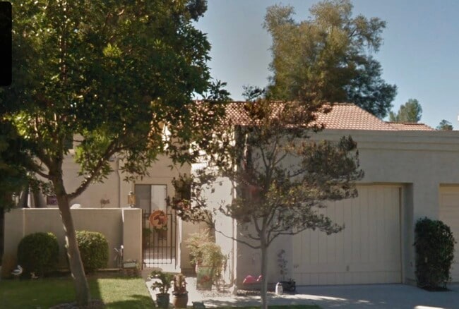 property at 12836 Via Moura