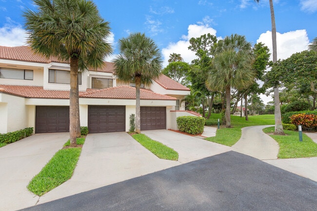 204 Sea Oats Dr in Juno Beach, FL - Building Photo - Building Photo
