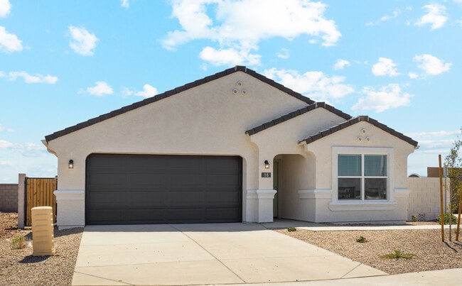 Solana Place at Carlton Commons in Casa Grande, AZ - Building Photo - Building Photo