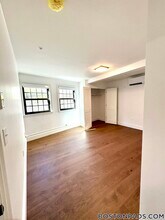 1200 Massachusetts Ave in Cambridge, MA - Foto de edificio - Building Photo