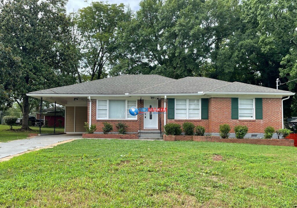 3033 Belvedere Ln in Decatur, GA - Building Photo