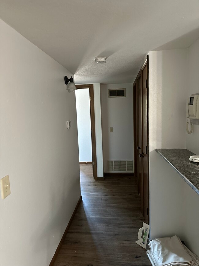 5713 Tibaron Ln in Toledo, OH - Building Photo - Building Photo