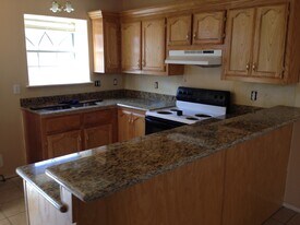 3706 Joby St, Unit 3 in Edinburg, TX - Building Photo