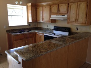 3706 Joby St, Unit 3 in Edinburg, TX - Foto de edificio - Building Photo